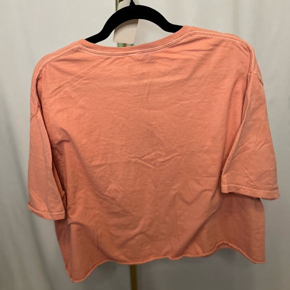 Peach colored T-shirt with mushrooms academia cropped large extra large - Picture 3 of 4